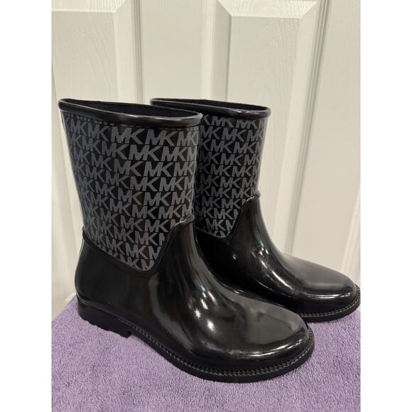 MICHAEL KORS Sutter Black MK Monogram Rain Boots Women’s 8 Waterproof - Picture 3 of 13